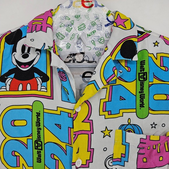 Disney Hawaiian Shirt Mens Large Button Up White 2024 All Over Print Casual - Picture 2 of 12